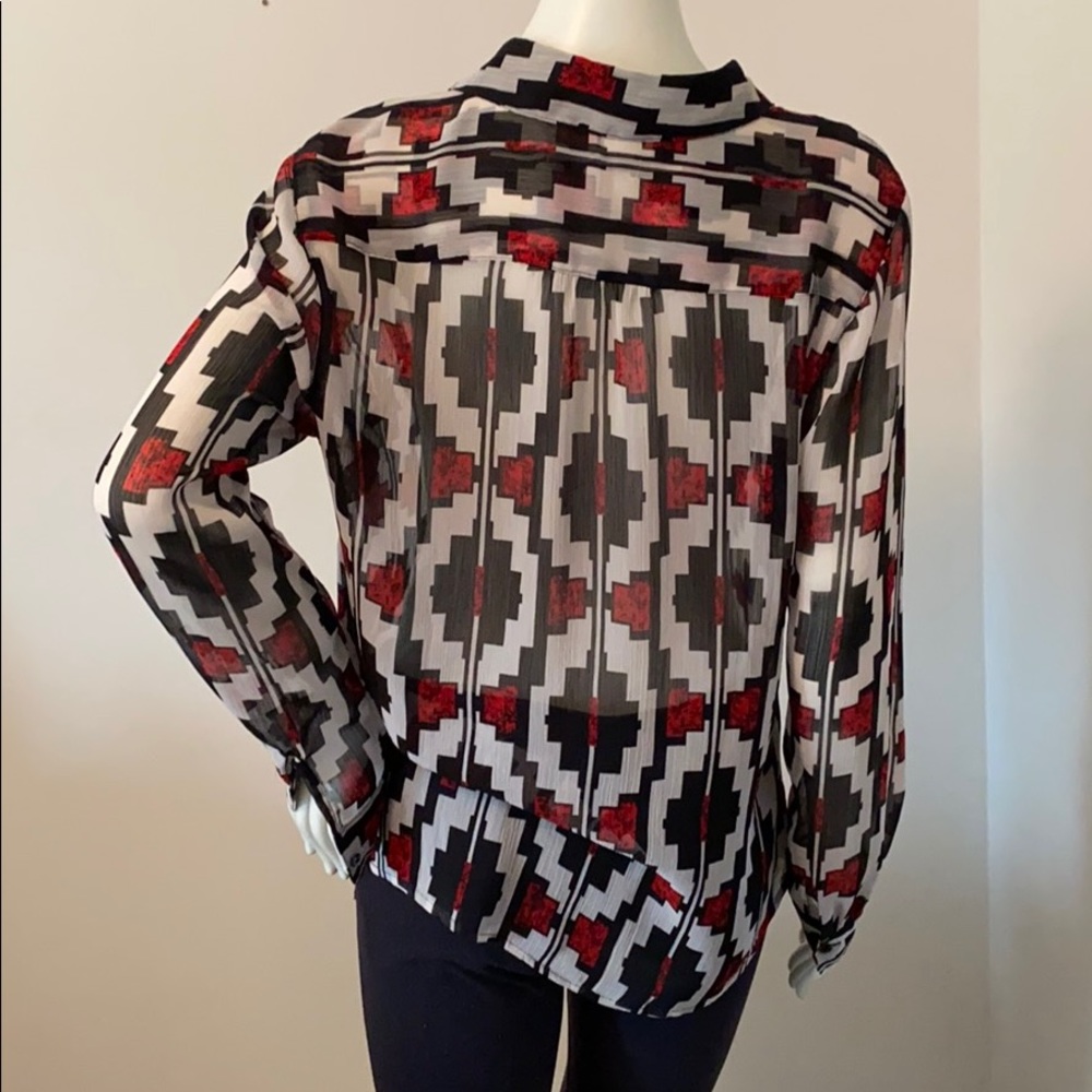 Blouse - Picture 2 of 3